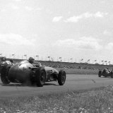 RH 56 - 38 Cooper - Jack Fairman, 2 Aston Martin - Roy Salvadori, 28 Lotus 16 - Graham Hill