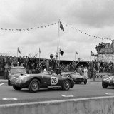 RA 307- Jaguar XK 120C - 26 James Stewart - 25 Ninian Sanderson
