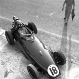 RH 116 - Graham Hill - Lotus 16