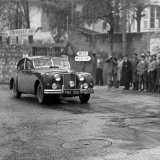 RB 598 - 164 Ronald Adams, Frank Bigger - Jaguar Mk7 -Winners