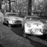 RE 198 - 337 Major Ch Banham, Major J Parry - Standard, 305 D Kennedy, R Halmi - Triumph