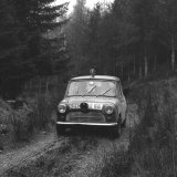 DY 52 - 65 T Paton, J J Syer - Morris-Cooper