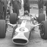 EW 796 - 6 Graham Hill - Lotus 49