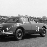 RE 863 - Mike Hawthorn - Jaguar 3.4
