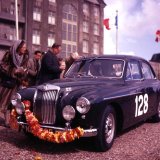 128 Mrs Nancy Mitchell, Mrs Pat Burt - MG Magnette