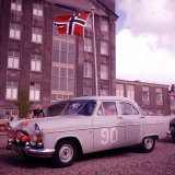 90 Mrrs A Hall, Miss M Hopkinson - Ford Zephyr