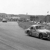 RC 807 - 17 JW Waddington,W Cave - Triumph TR3